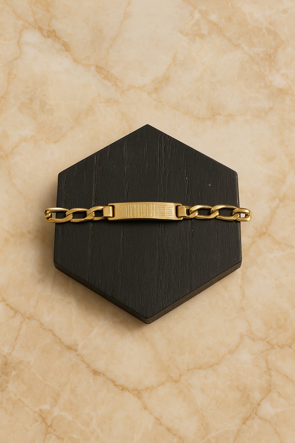 Pulsera "No Me Olvides" Figaro (19 cm y 3 mm) en Oro de 18K