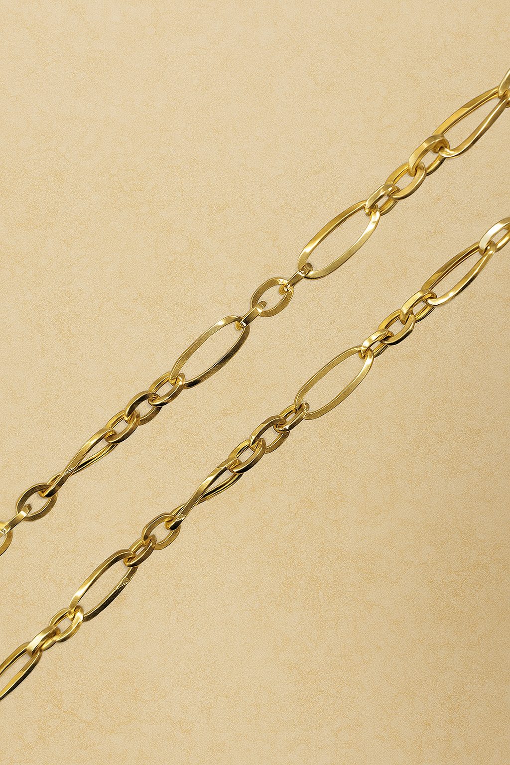 Cadena Fígaro de oro 18k – 53 cm, 6 mm, 7,85 g