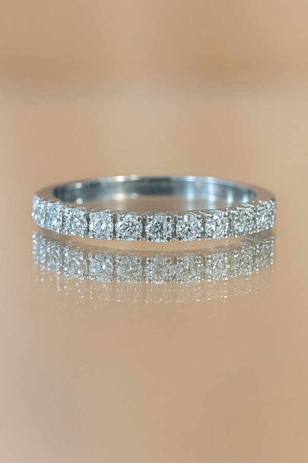 Anillo de Oro Blanco 18K con Diamantes T:19