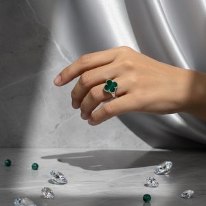 Anillo de Plata Estilo Van Cleef con Piedra Malaquita T: 14