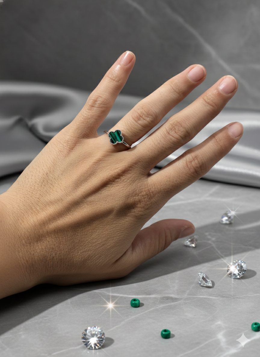 Anillo de Plata Estilo Van Cleef con Piedra Malaquita T: 11