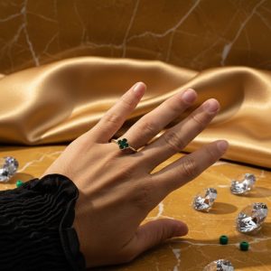 anillo plata dorada van cleef con piedra malaquita s