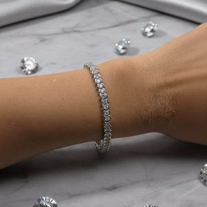 Pulsera riviera con cierre cajón de plata con circonitas blancas
