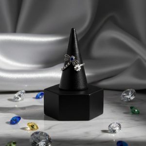 Anillo de Plata con Libélula y Flor