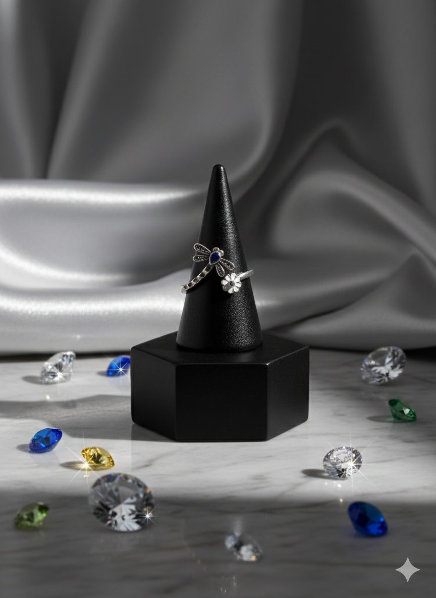 Anillo de Plata con Libélula y Flor