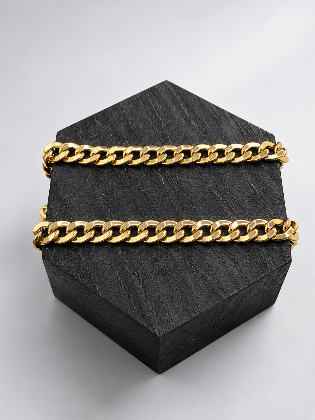 Cadena Cubana de Oro 18K – 60 cm