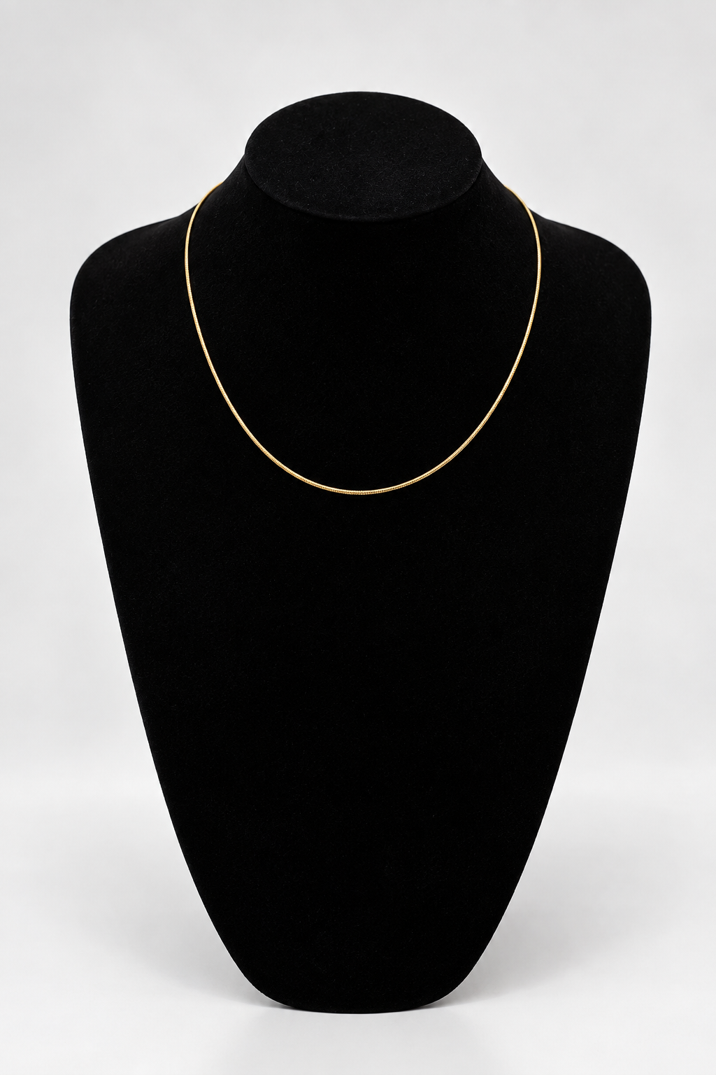 Collar Estilo Serpiente de Oro 18K  45 cm 1 mm