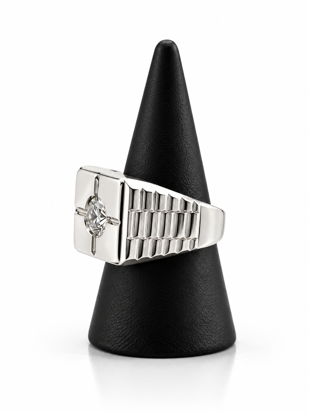 Anillo de Plata Tipo Sello Cuadrado con Circonita Central Talla:26