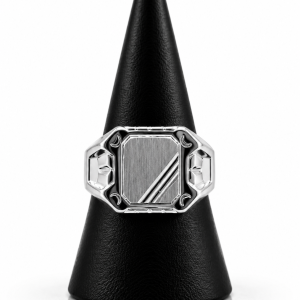 Anillo de Plata Sello Rectangular Centro Mate con Triple Línea Talla: 26