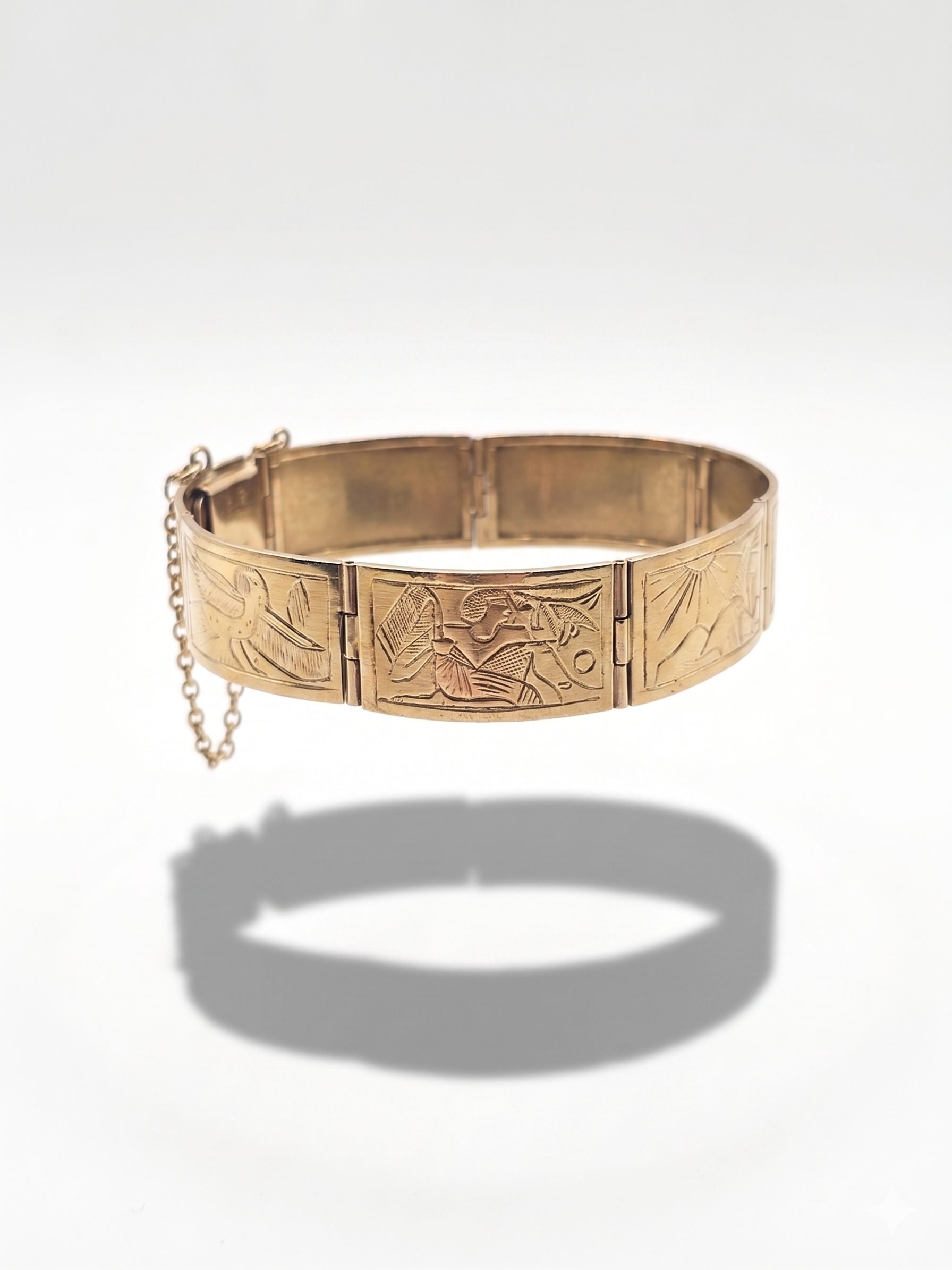 Brazalete Egipcio en Oro 18K con Grabados Egipcios