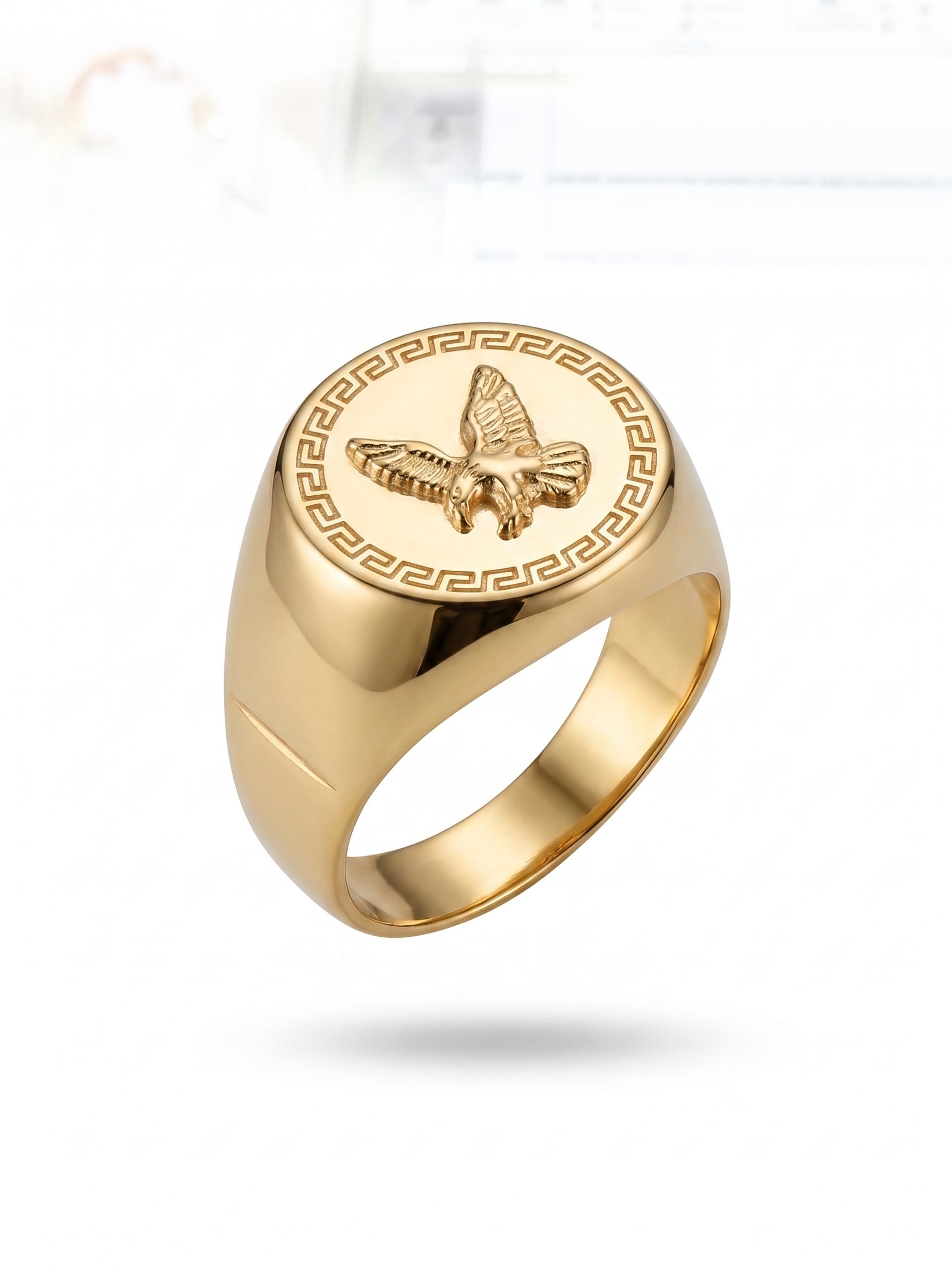 Anillo Sello Redondo con Cenefa Estilo Versace y Águila en Oro 18K | Talla 28
