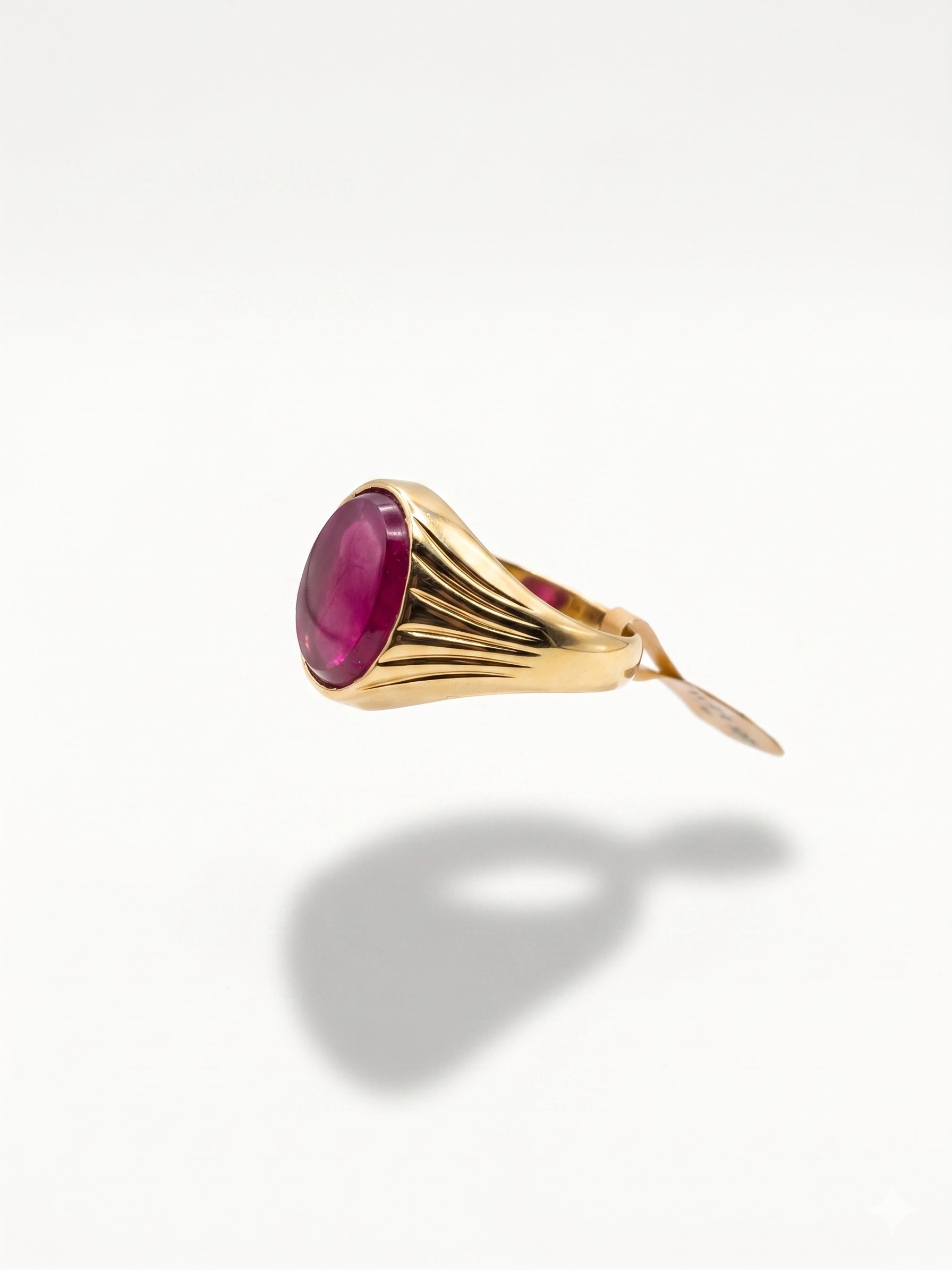Anillo Sello con Rubí | Talla 18 | Elegancia Clásica y Distinción