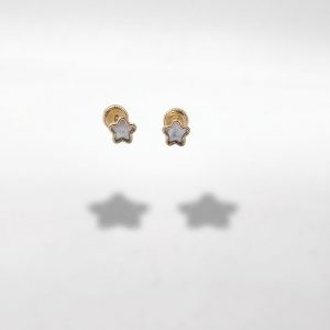 Pendientes Bebé Estrella con Nácar en Oro 18K | Delicadeza y Brillo para las Más Pequeñas