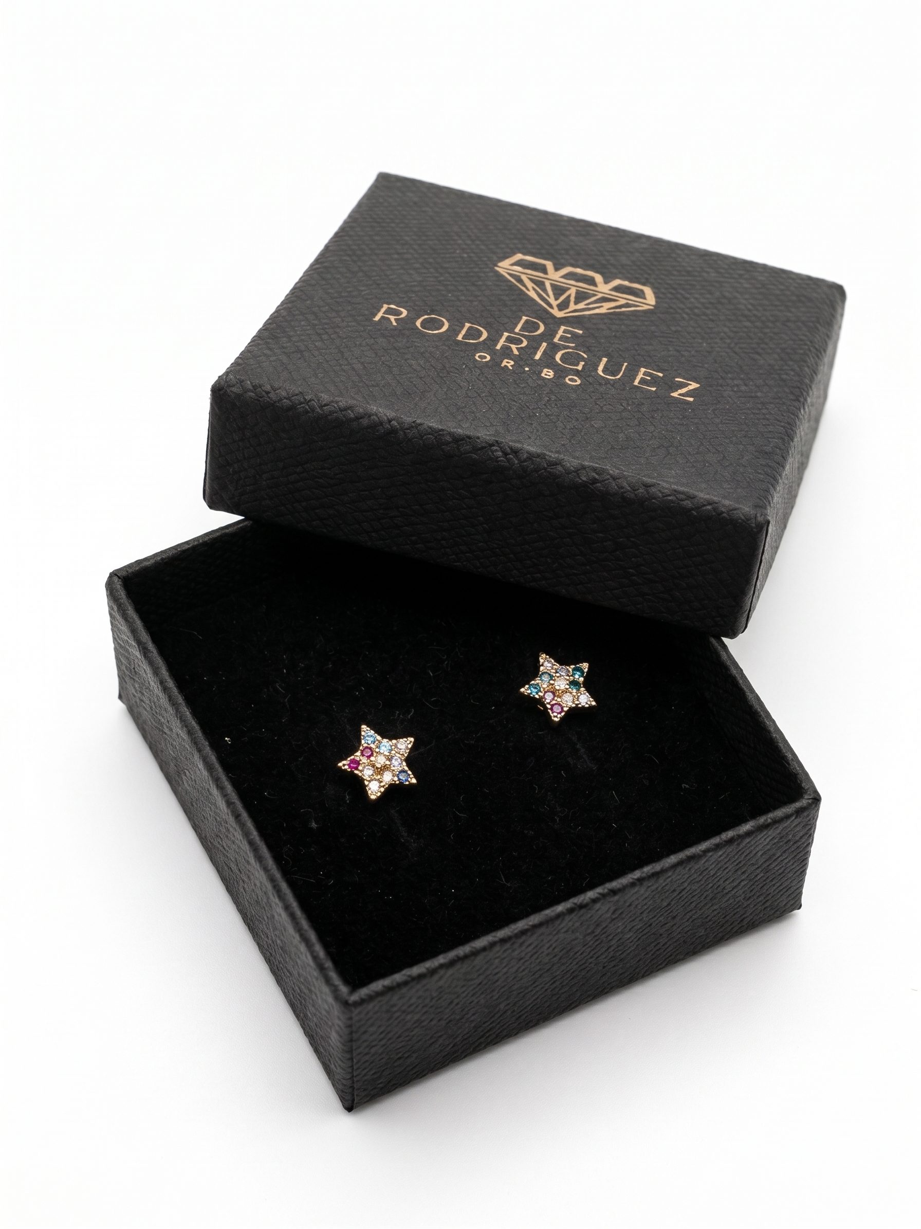 Pendiente Estrella con Circonitas de Colores en Oro 18K | Brillo Alegre y Diseño Encantador
