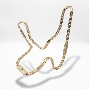 Cadena Barbada con Eslabones Estilo Versace en Oro 18K