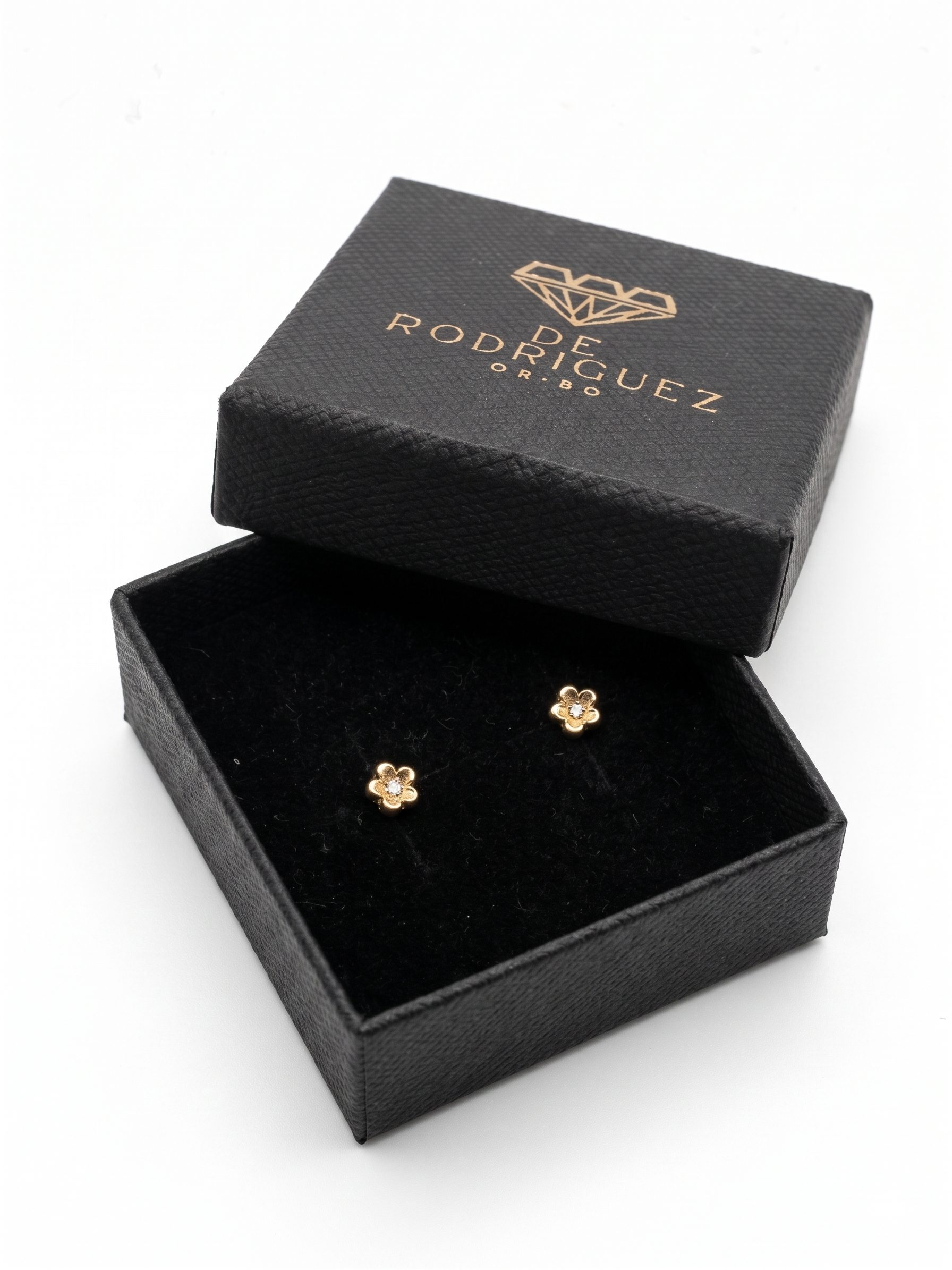 Pendientes Bebé Flor con Circonita en Oro 18K | Delicadeza y Brillo para las Más Pequeñas
