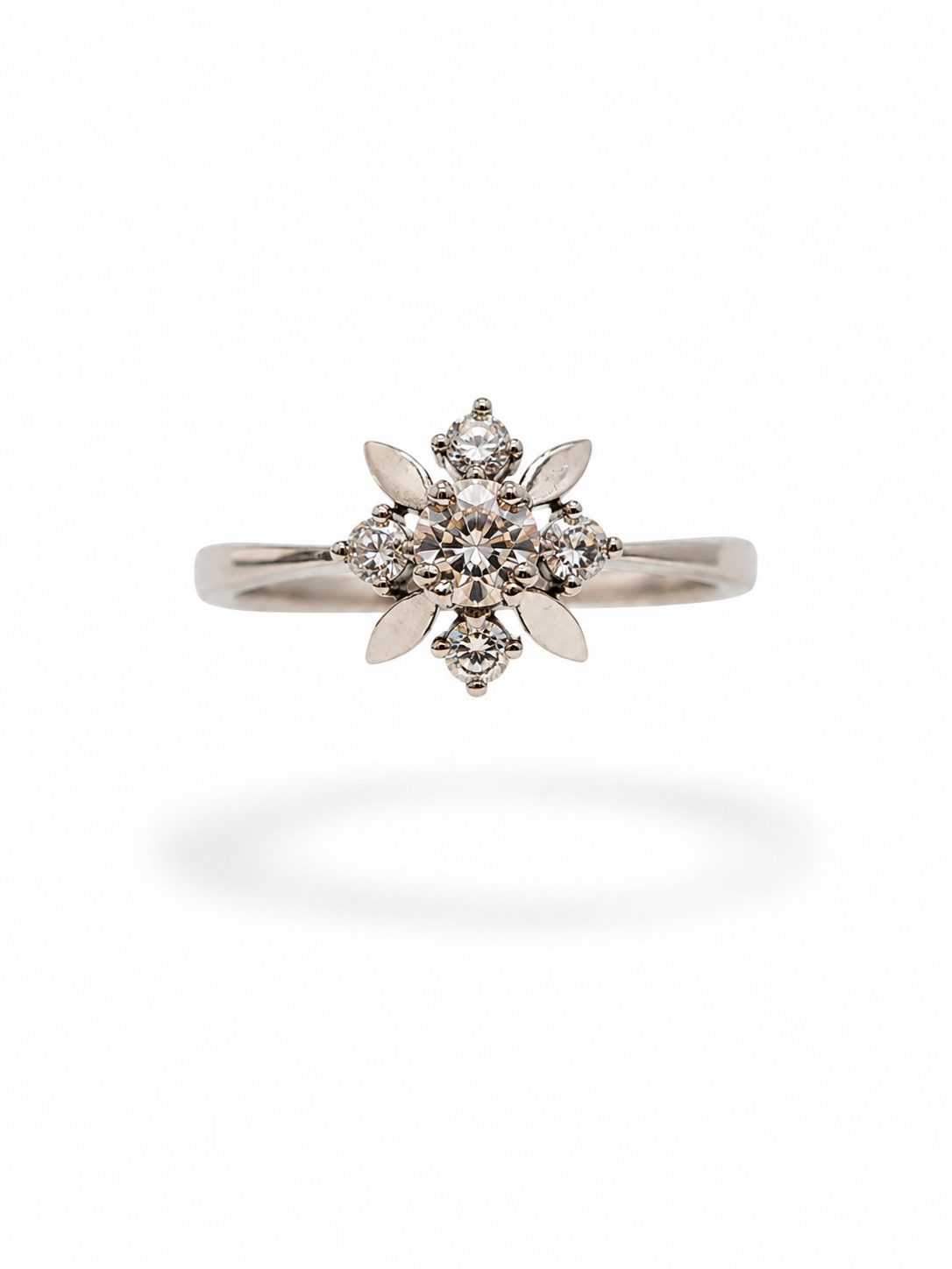 Anillo Rosetón en Oro 18K | Talla 12 | 3,66 g