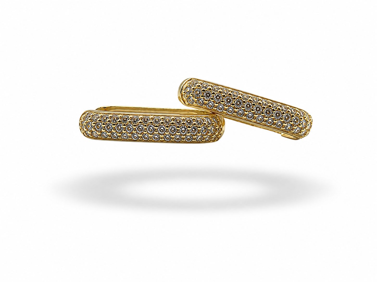 Pendientes Aro Rectangular con Circonitas en Plata Bañada en Oro