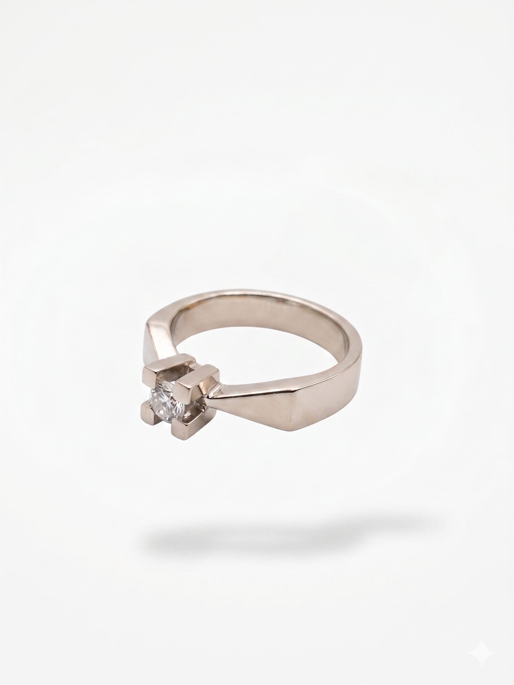 Anillo Solitario de Oro Blanco con Diamante en Oro 18K | Talla 12 | 5,7 g