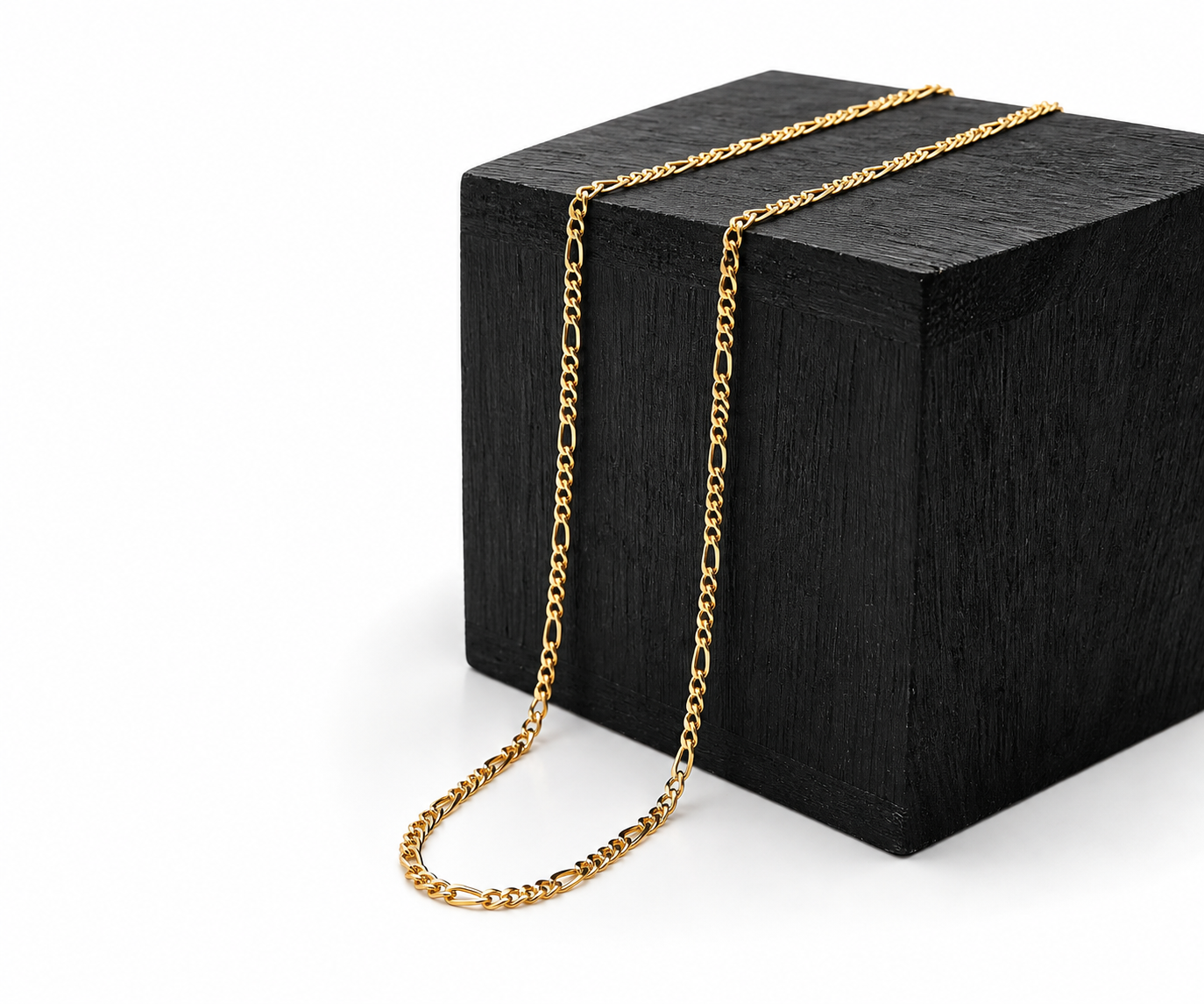 Cadena Fígaro Maciza de Oro 18K – 50 cm